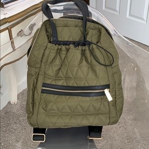 Backpack army green.